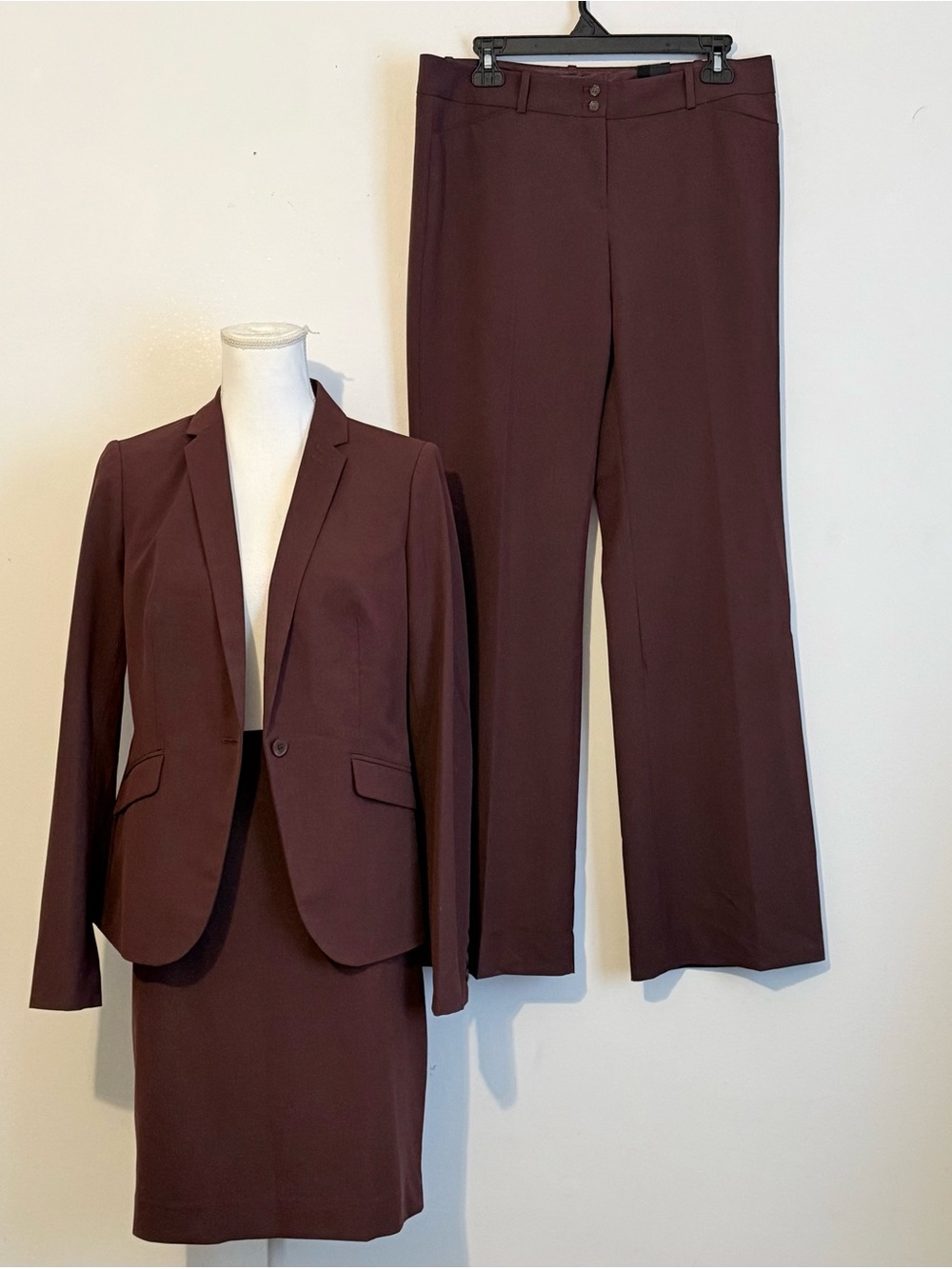 The Limited Collection 3 Piece Burgundy Suit Blazer Skirt Pants 8 / 10R